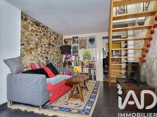 Maison de ville à vendre 225 000 € 4 pièces 3 chambres 77 m² 182 m² de terrain Les Couëts Ouest Bouguenais 44340