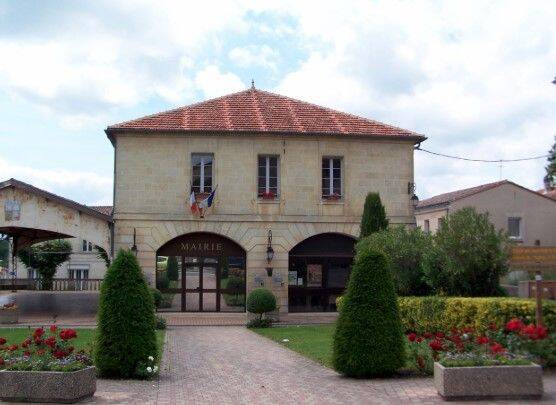 Maison 4 pièces 92 m² · à Targon · 92 m² · 864 €/mois