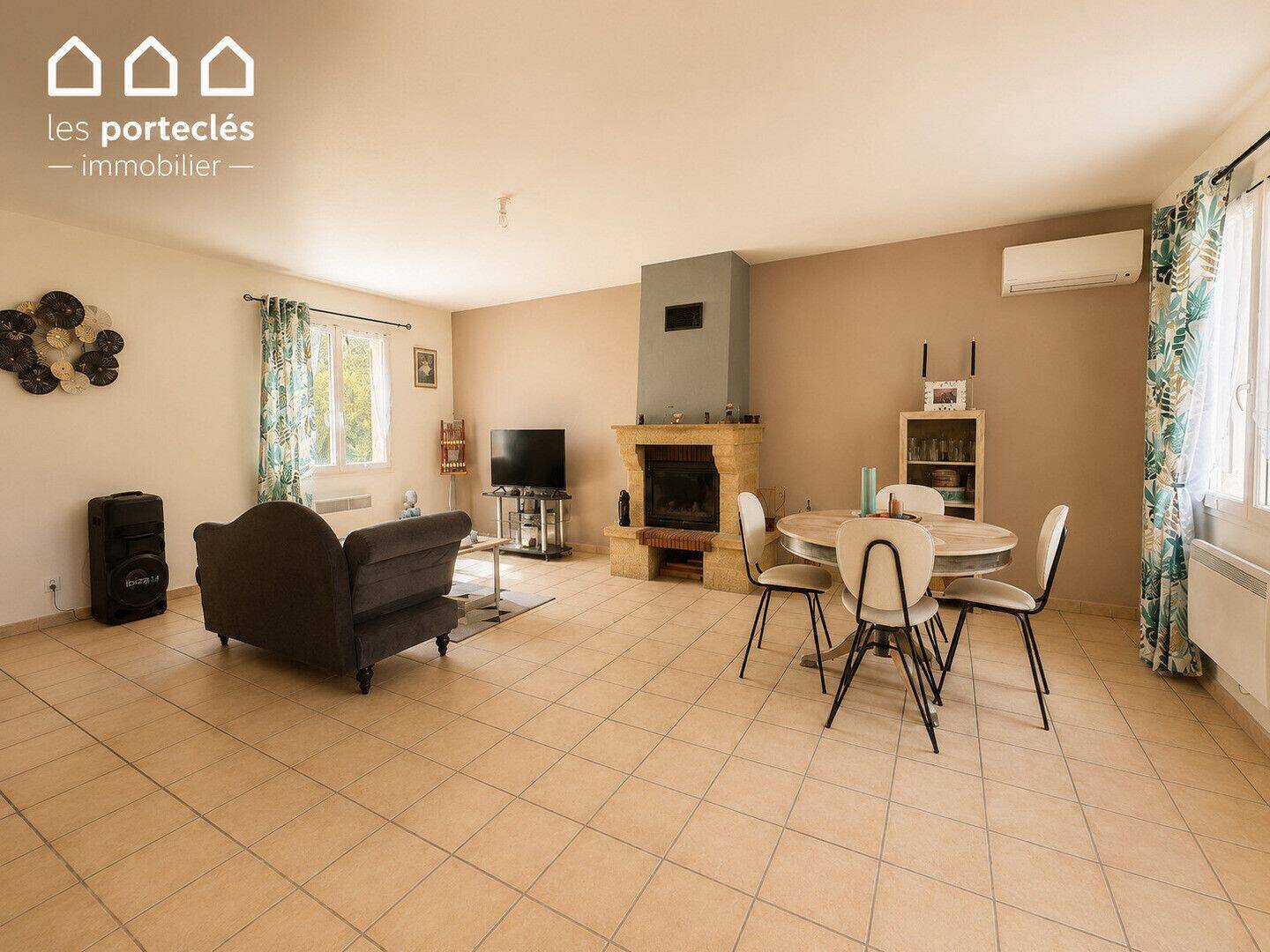 Maison 4 pièces 88 m² · à Pont-Saint-Esprit · 88 m² · 220 000 €