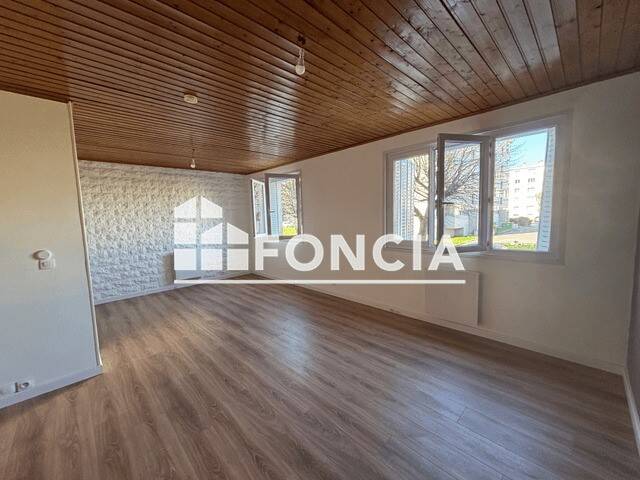 Appartement 3 pièces 60 m² · à Saint-Martin-d'Hères · 60,1 m² · 640 €/mois