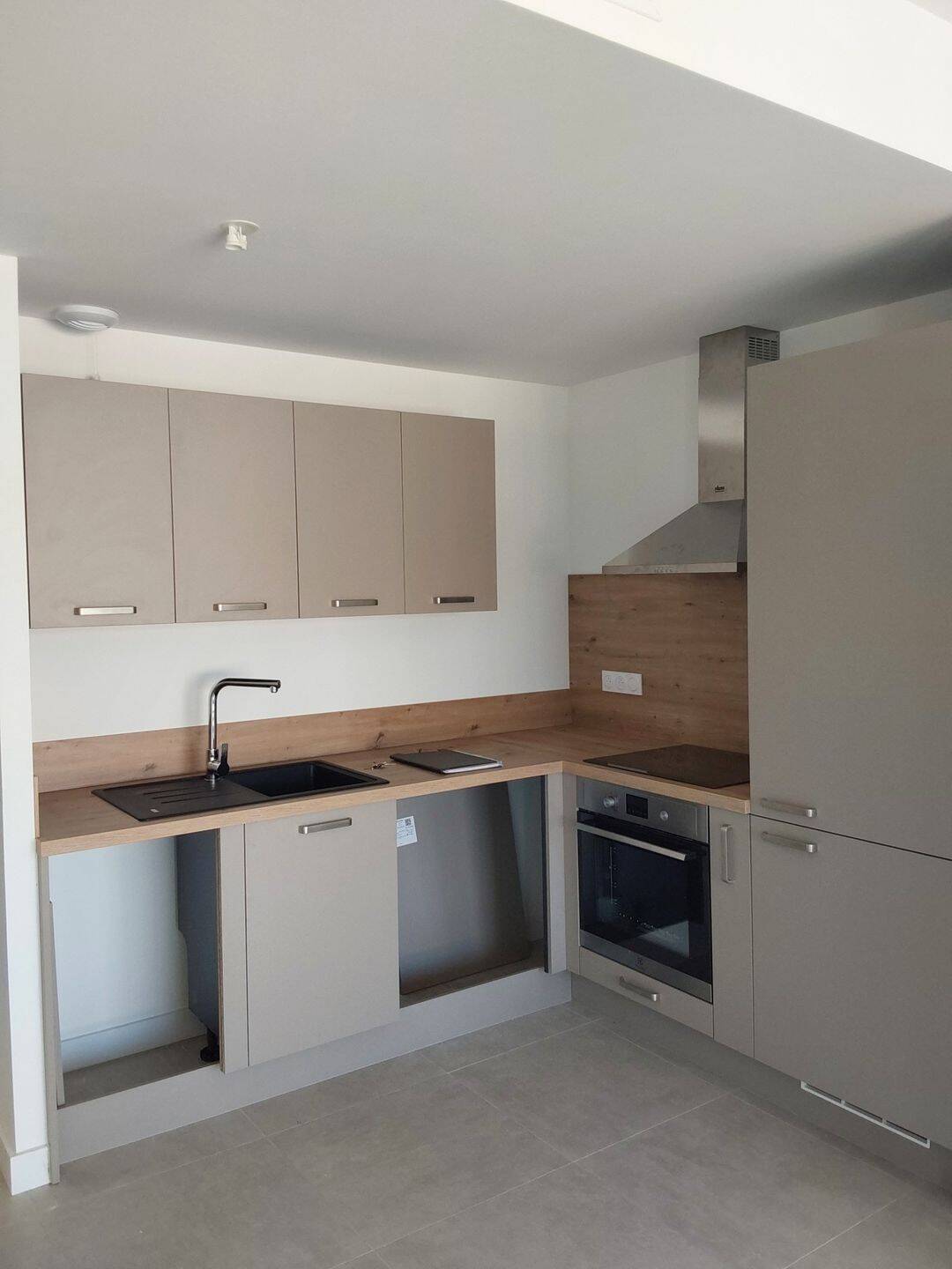 Appartement 3 pièces 59 m² · à Porto-Vecchio · 58,9 m² · 907 €