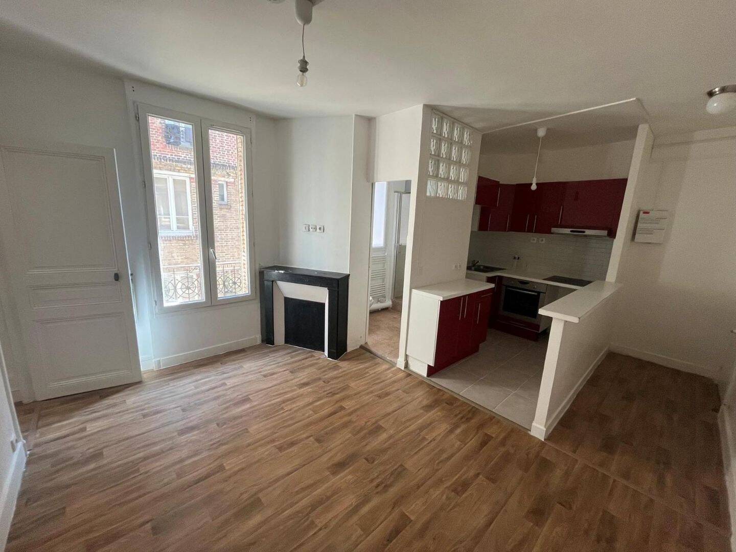 Appartement 2 pièces 34 m² · à Clichy · 34,4 m² · 858 €/mois