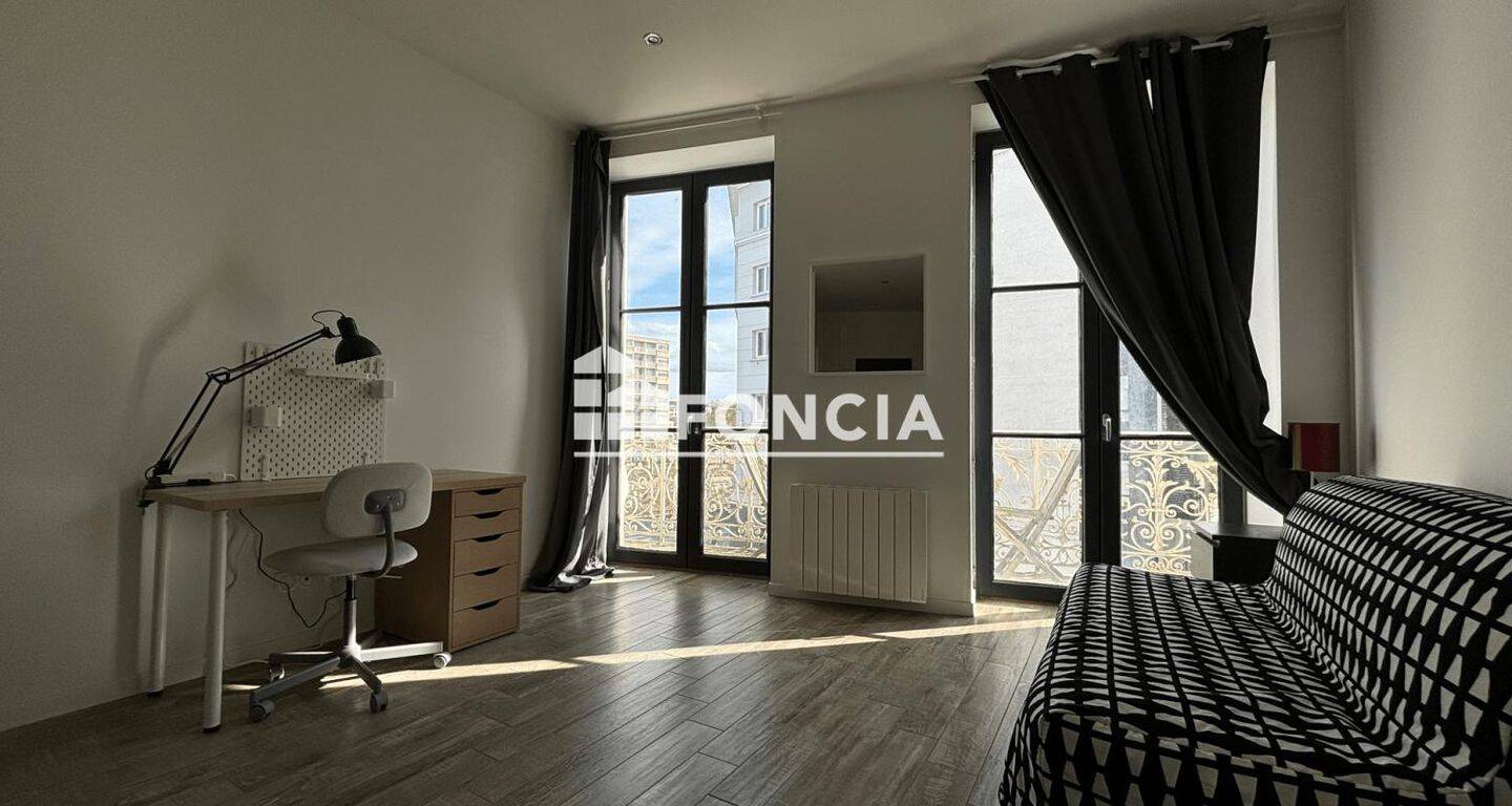 Appartement 1 pièce 26 m² · à Lyon 7ème Arrondissement · 25,6 m² · 666 €/mois