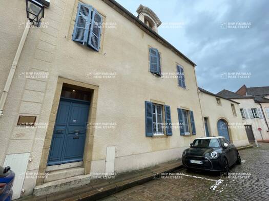 Espace bureau à louer 2 501 € 124 m² de bureaux Centre Ville Beaune 21200