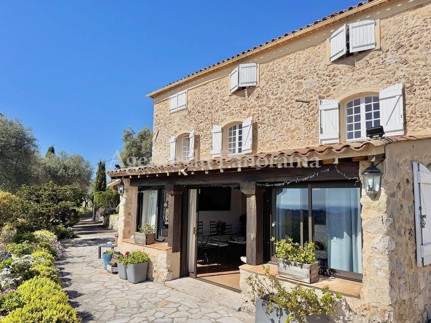 Maison 6 pièces 156 m² · à Le Tignet · 156 m² · 1 295 000 €