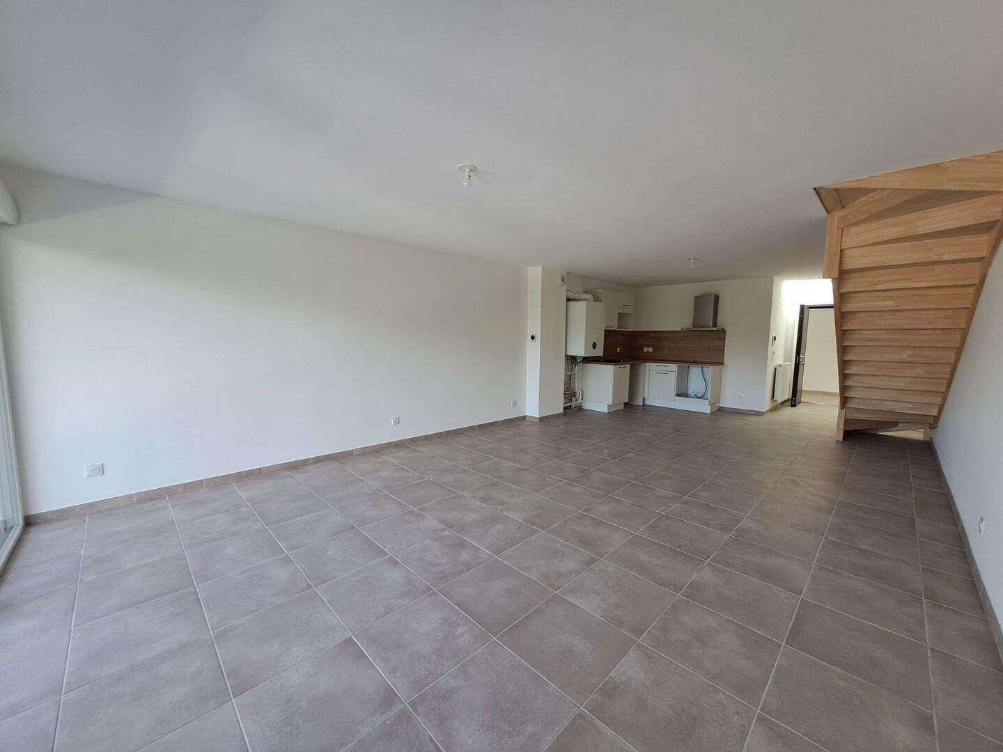 Appartement 3 pièces 80 m² · à Chênex · 80,3 m² · 1 042 €/mois