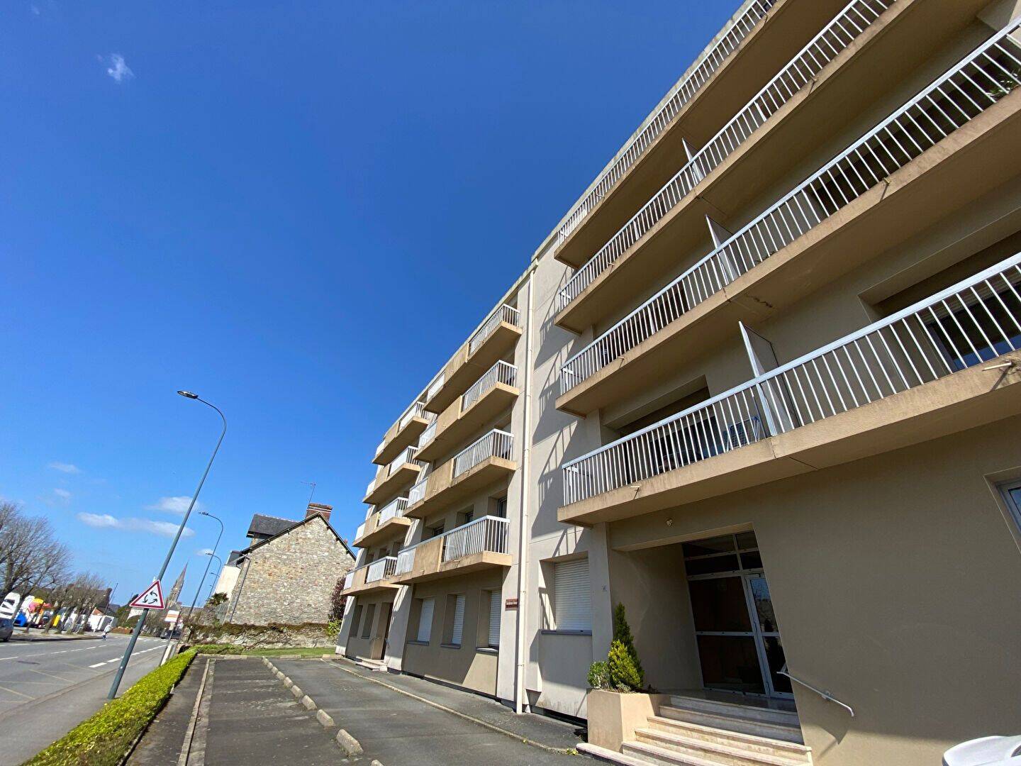 Appartement 4 pièces 95 m² · à Vitré · 95 m² · 760 €