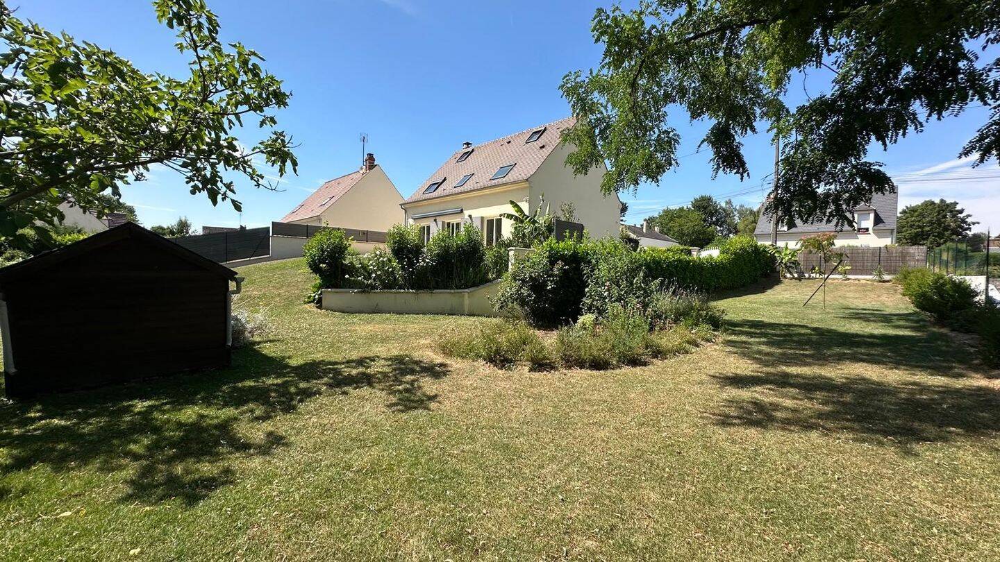 Maison 5 pièces 138 m² · à Monchy-Humières · 138 m² · 399 000 €