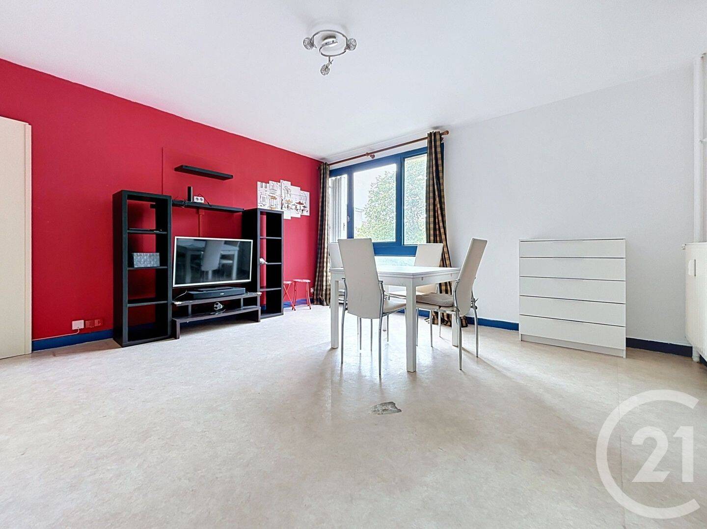 Appartement 3 pièces 69 m² · à Compiègne · 68,8 m² · 98 900 €