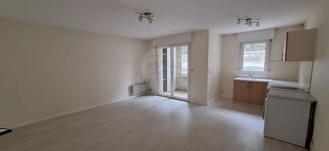 Appartement 2 pièces 42 m² · à Saintes · 42 m² · 92 000 €
