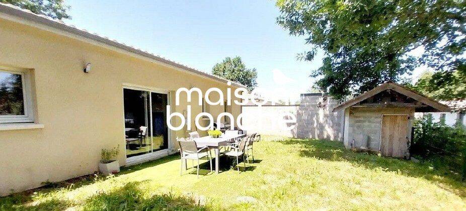 Maison 4 pièces 80 m² · à Saint-Denis-de-Pile · 80,1 m² · 1 110 €