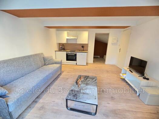 Appartement à vendre 138 000 € 1 chambre 90 m² Allemagne-en-Provence 04500