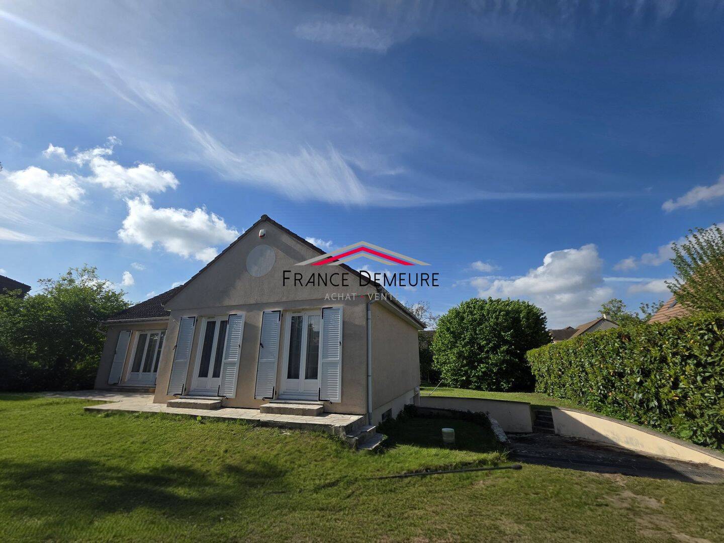 Maison 5 pièces 88 m² · à Saint-Prix · 88 m² · 520 000 €