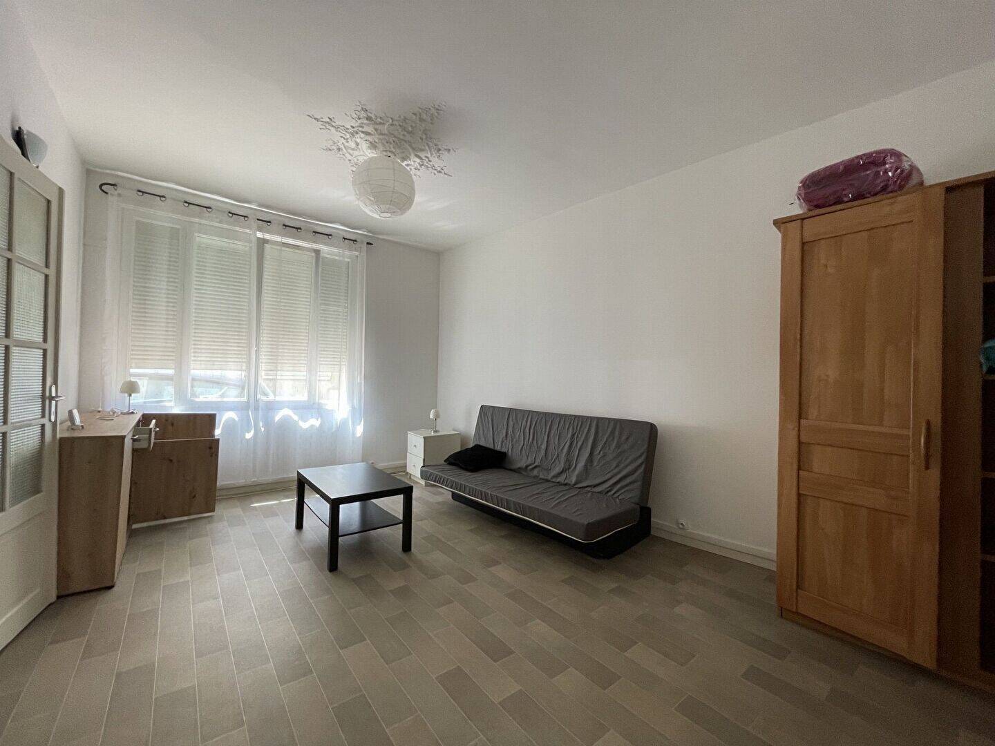 Appartement 2 pièces 34 m² · à Méru · 33,8 m² · 610 €/mois