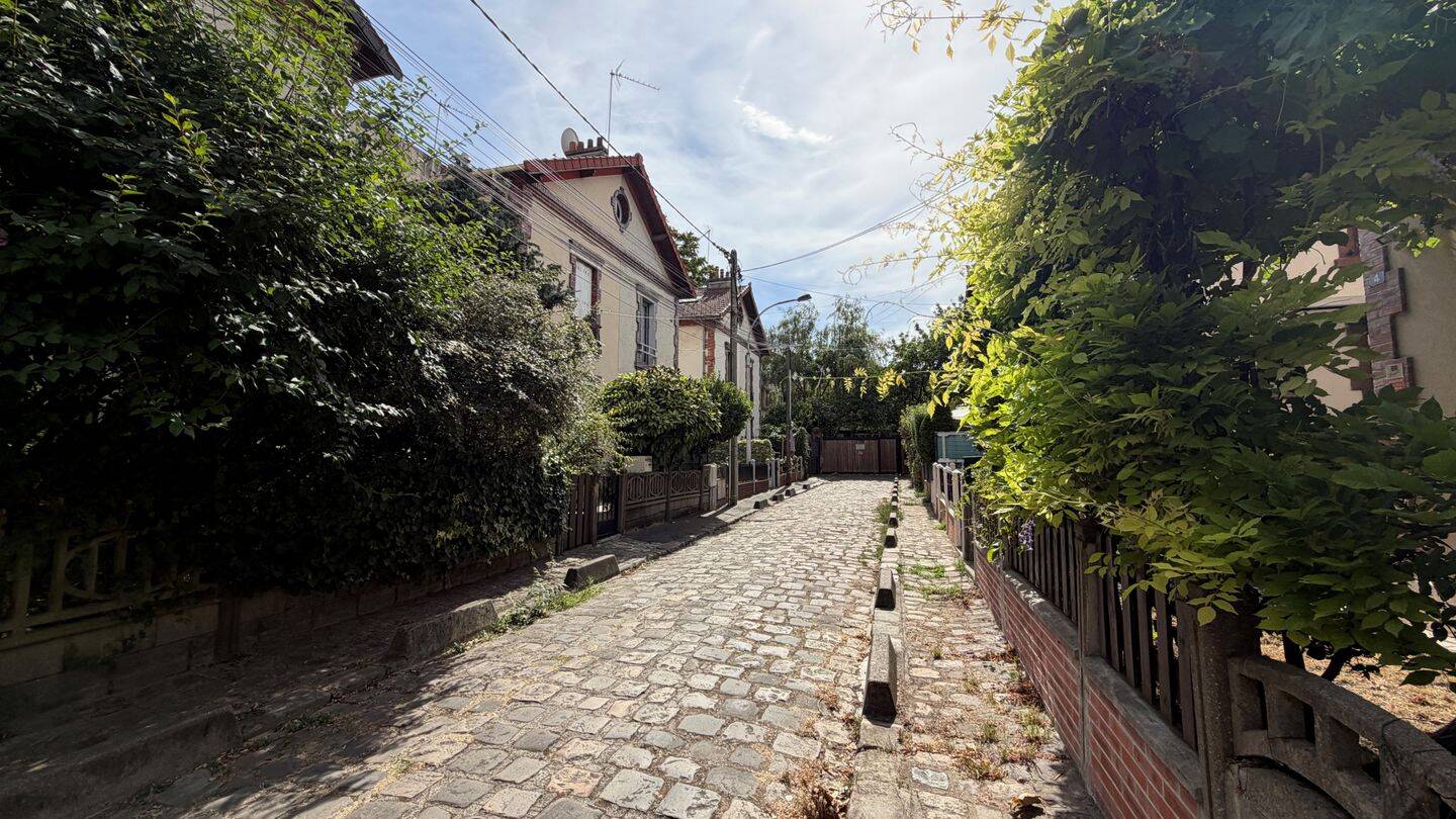 Maison 3 pièces 64 m² · à Saint-Denis · 64 m² · 284 900 €