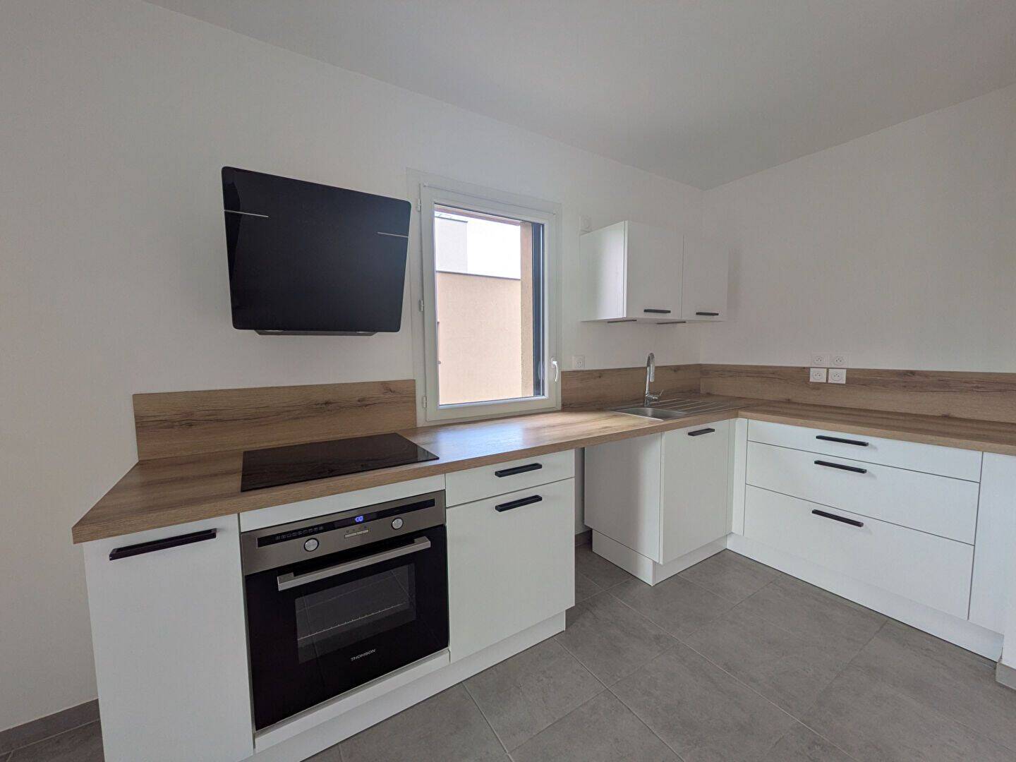 Appartement 4 pièces 82 m² · à Thonon-les-Bains · 81,8 m² · 1 277 €