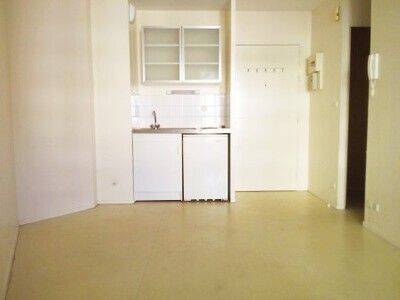Appartement 1 pièce 18 m² · à Nantes · 17,9 m² · 407 €/mois