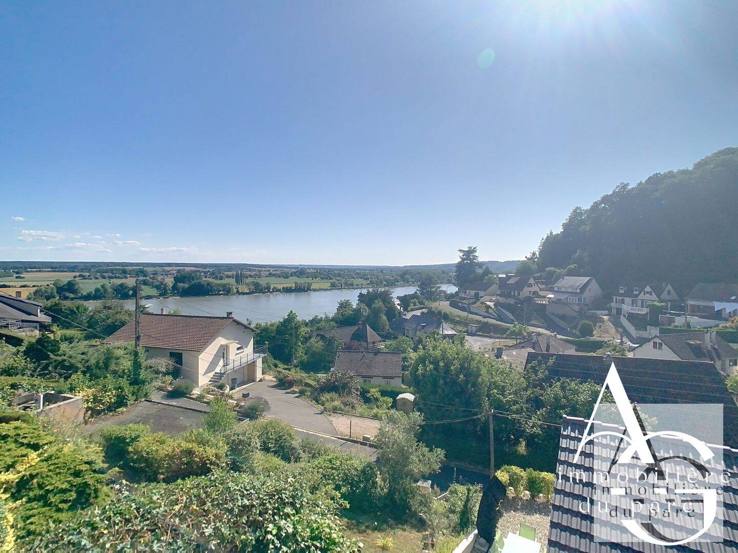 Maison 9 pièces 262 m² · à Rives-en-Seine · 262,4 m² · 369 000 €