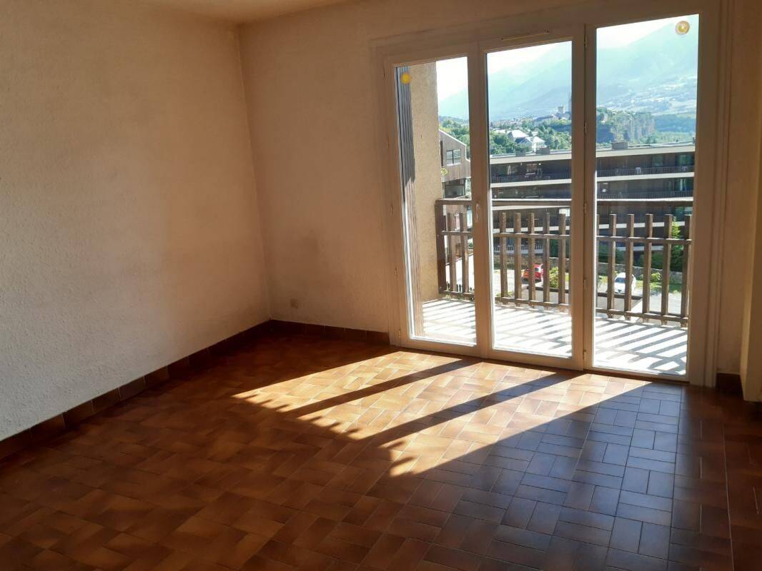 Appartement 2 pièces 34 m² · à Embrun · 34 m² · 486 €