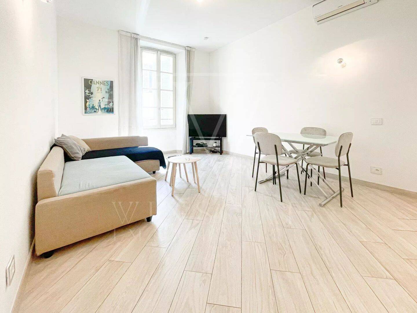 Appartement 2 pièces 41 m² · à Cannes · 40,6 m² · 1 000 €