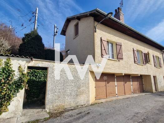 Maison à vendre 120 000 € 6 pièces 4 chambres 112 m² 164 m² de terrain Mouchard 39330