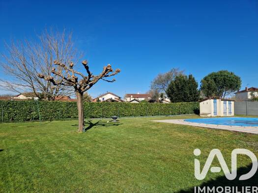 Immeuble à vendre 318 000 € 150 m² Morcenx 40110