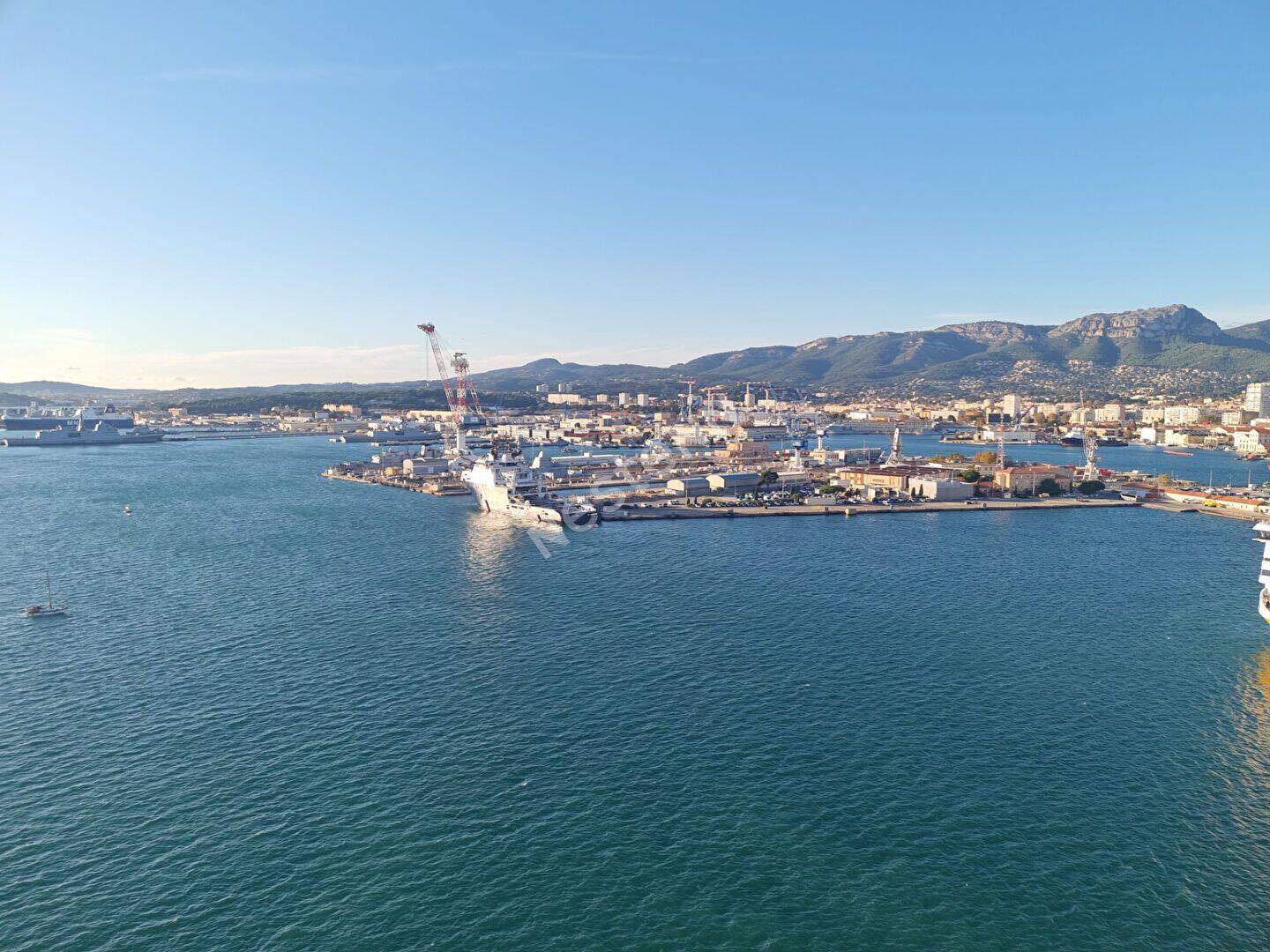 Appartement 3 pièces 74 m² · à Toulon · 74 m² · 299 000 €