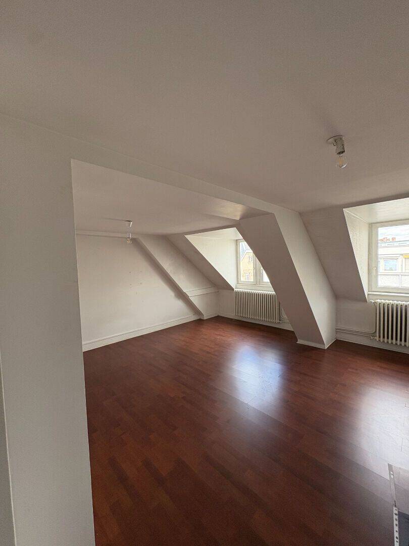 Appartement 4 pièces 126 m² · à Strasbourg · 126,4 m² · 1 317 €/mois