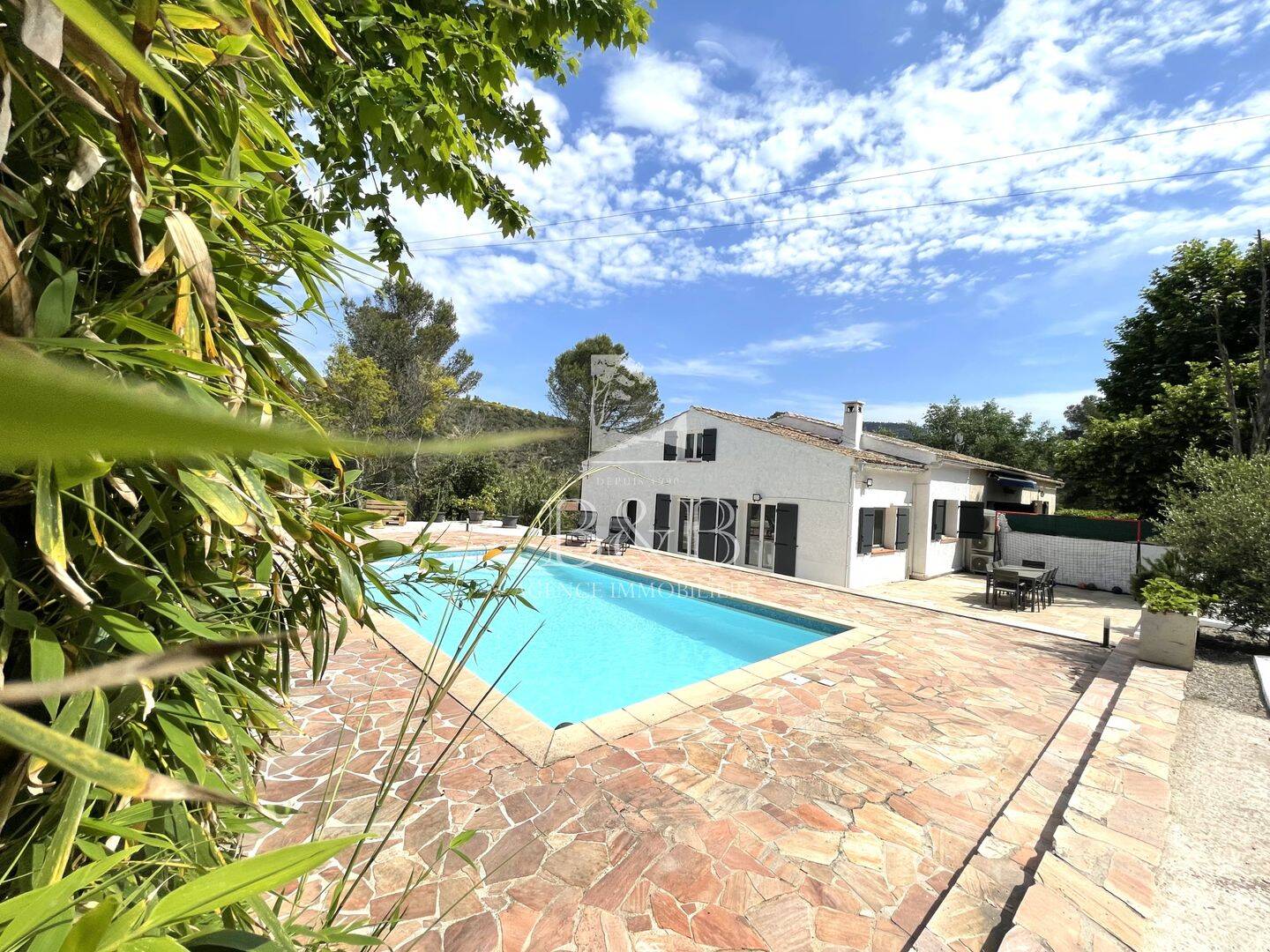 Maison 3 pièces 98 m² · à Fréjus · 98 m² · 365 000 €