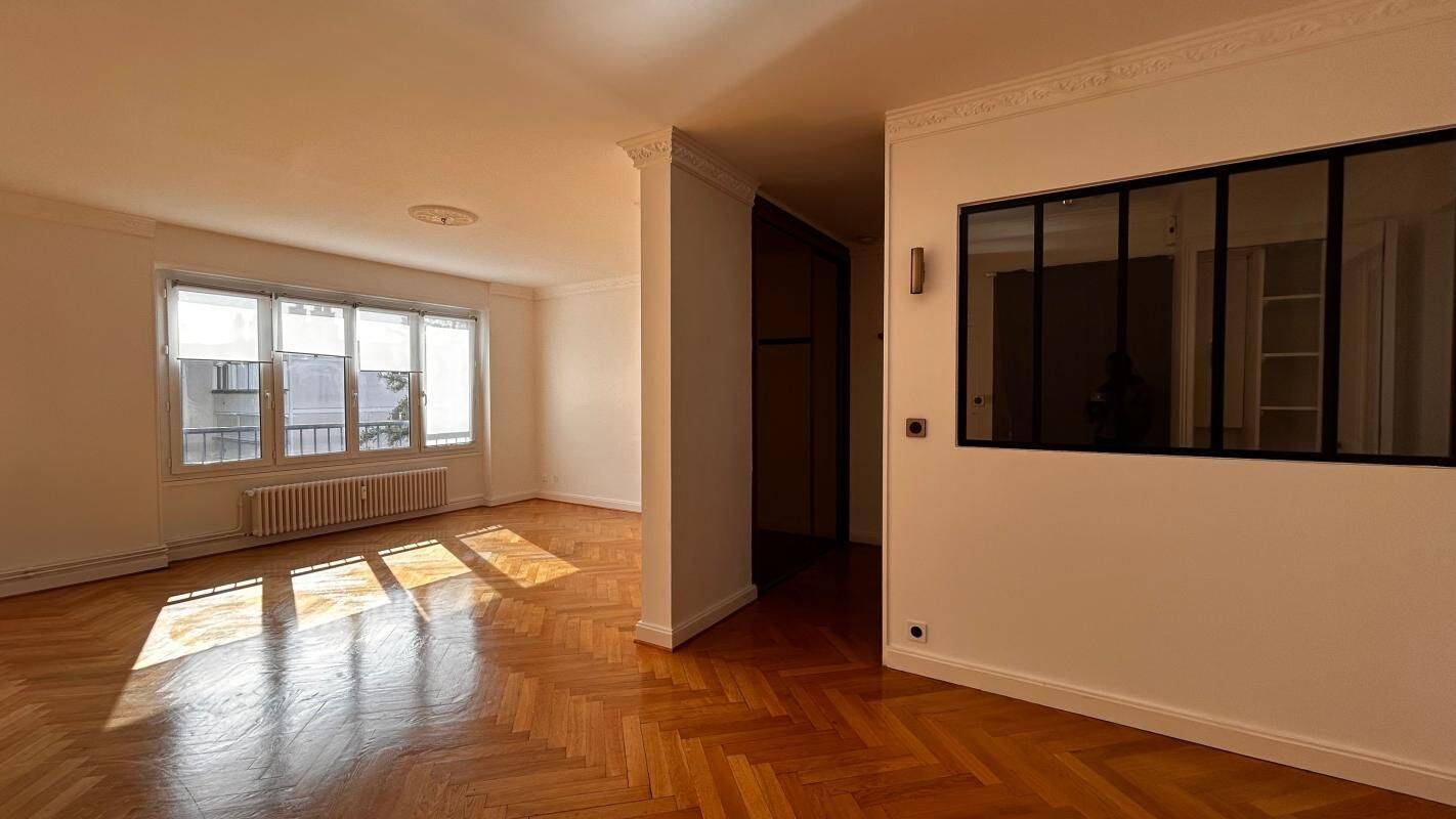 Appartement 4 pièces 90 m² · à Tassin-la-Demi-Lune · 90 m² · 1 500 €/mois