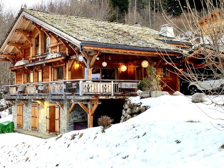 Chalet à vendre 1 665 000 € 6 pièces 4 chambres 206 m² 955 m² de terrain Les Carroz D'Arâches Les Carroz d'Arâches 74300