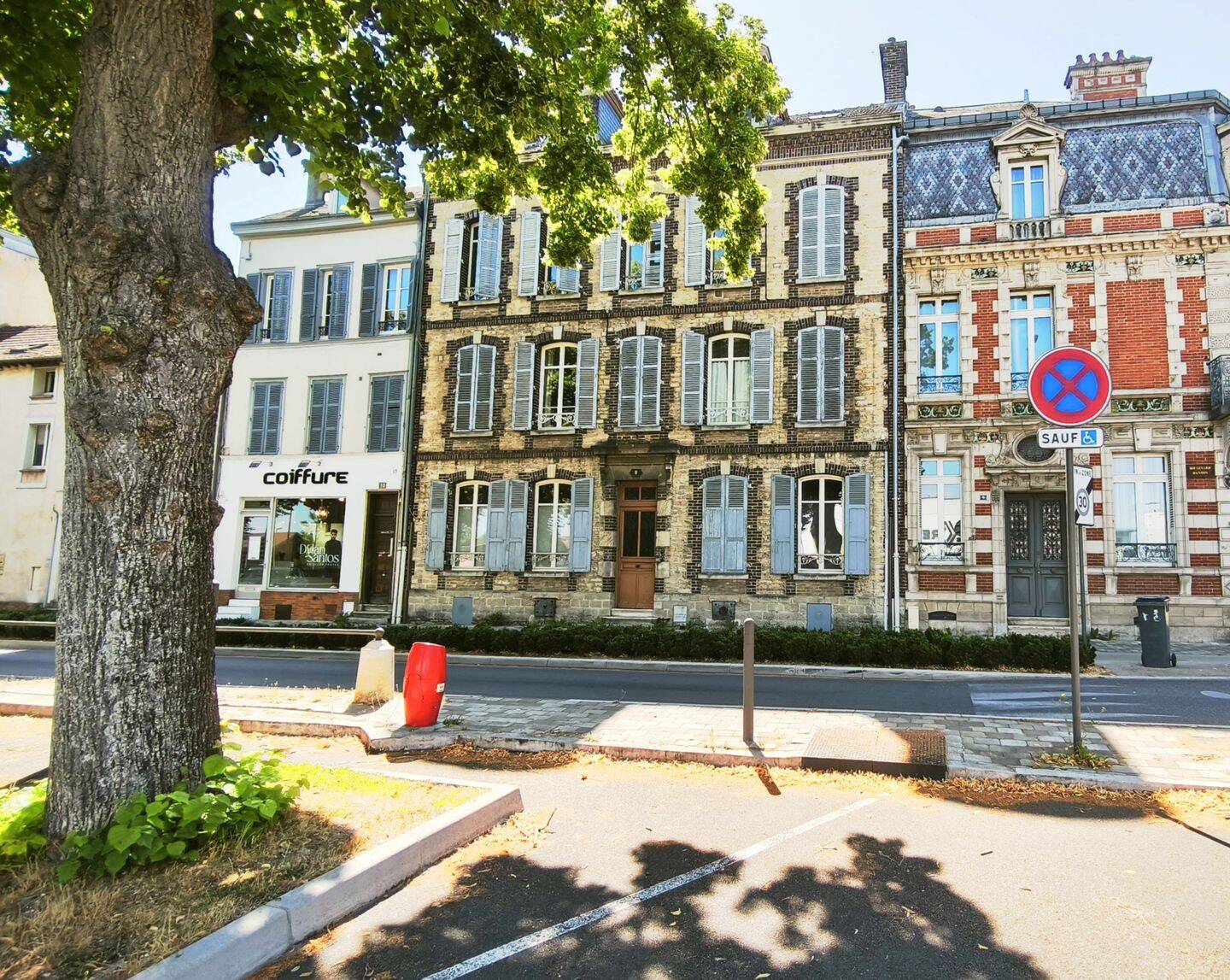 Appartement 5 pièces 100 m² · à Troyes · 100 m² · 165 000 €
