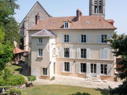 Maison à vendre 990 000 € 15 pièces 9 chambres 350 m² 3 000 m² de terrain Sud et Est Louvres 95380