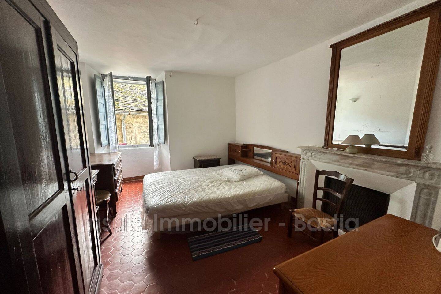 Appartement 4 pièces 104 m² · à Vescovato · 104 m² · 140 000 €