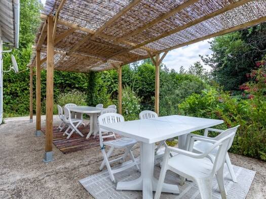 Maison de plain-pied à vendre 317 000 € 6 pièces 4 chambres 155 m² 5 660 m² de terrain Saint-Sauveur 24520