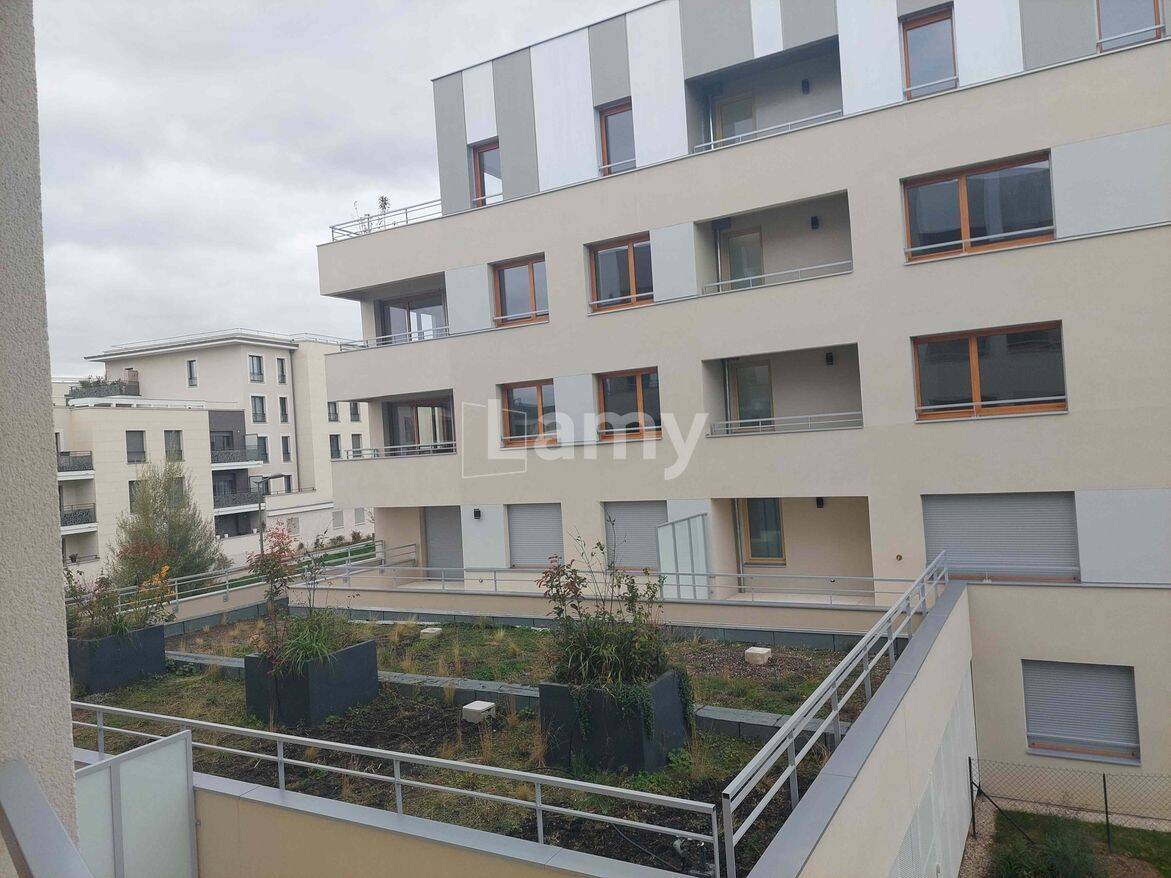 Appartement 3 pièces 60 m² · à Saint-Cyr-l'École · 59,9 m² · 1 078 €/mois