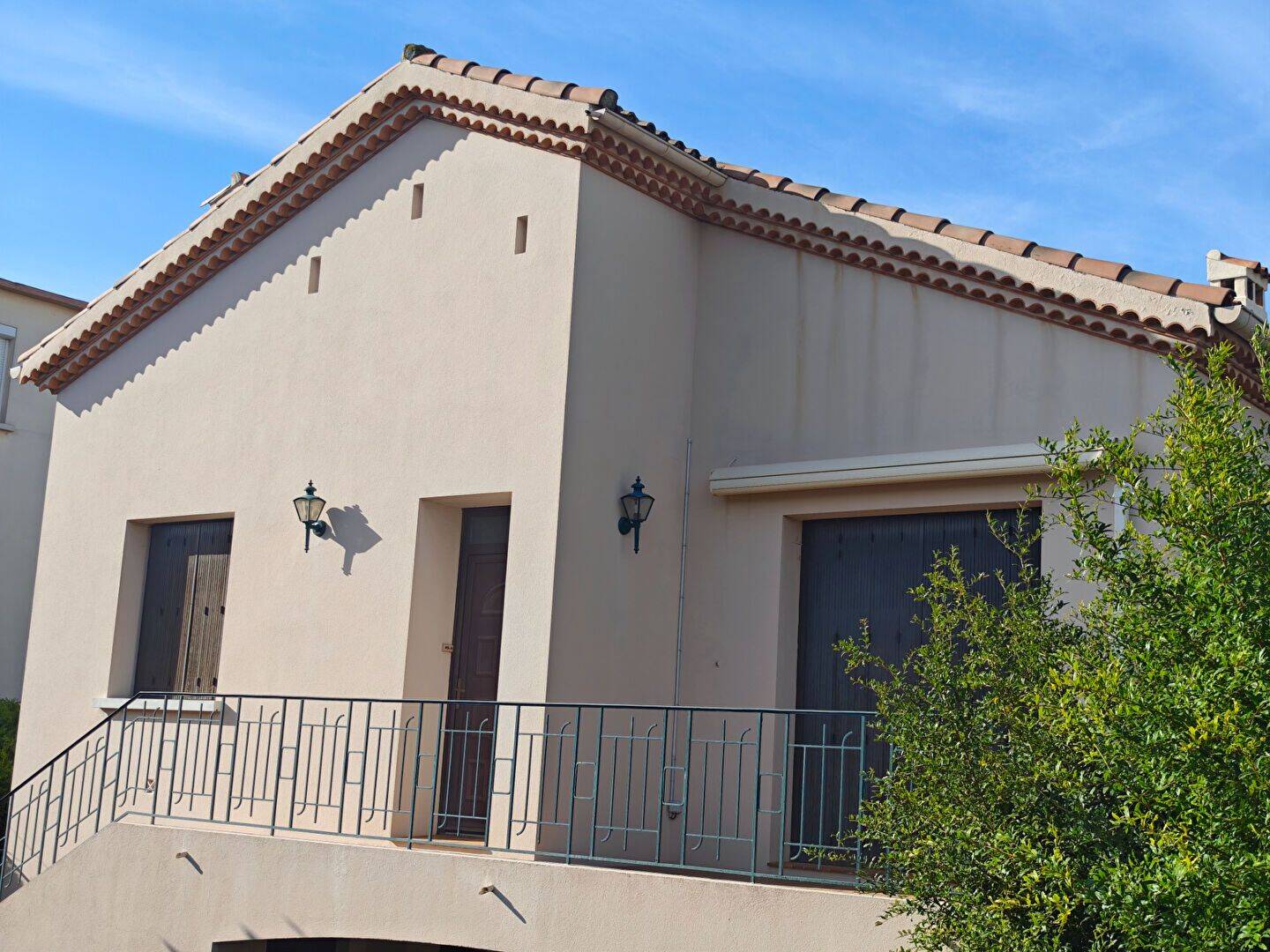 Appartement 4 pièces 98 m² · à Istres · 97,6 m² · 1 250 €/mois