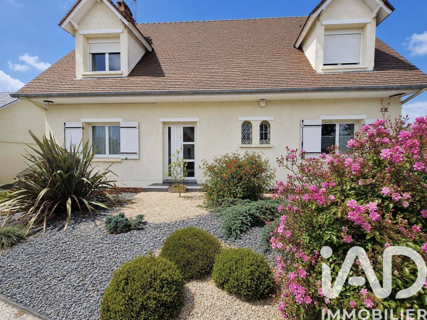 Maison 7 pièces 173 m² · à Sully-sur-Loire · 173 m² · 359 990 €