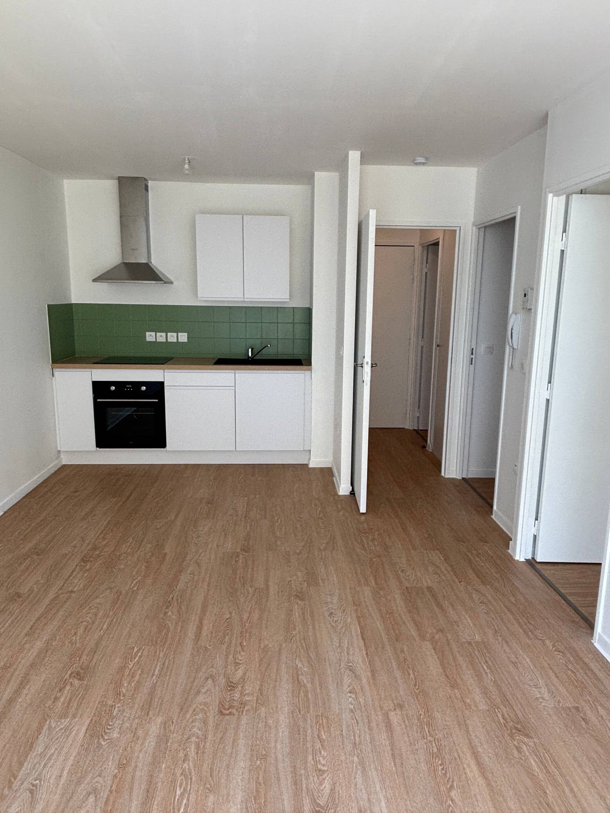 Appartement 1 pièce 37 m² · à Fontenay-le-Comte · 37 m² · 530 €/mois
