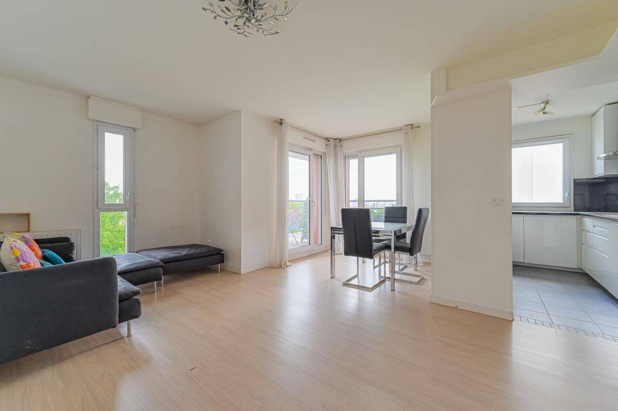 Appartement 3 pièces 75 m² · à Bagnolet · 74,6 m² · 1 500 €