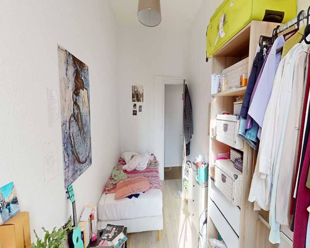 Appartement 4 pièces 90 m² · à Lyon 4ème Arrondissement · 90 m² · 590 €