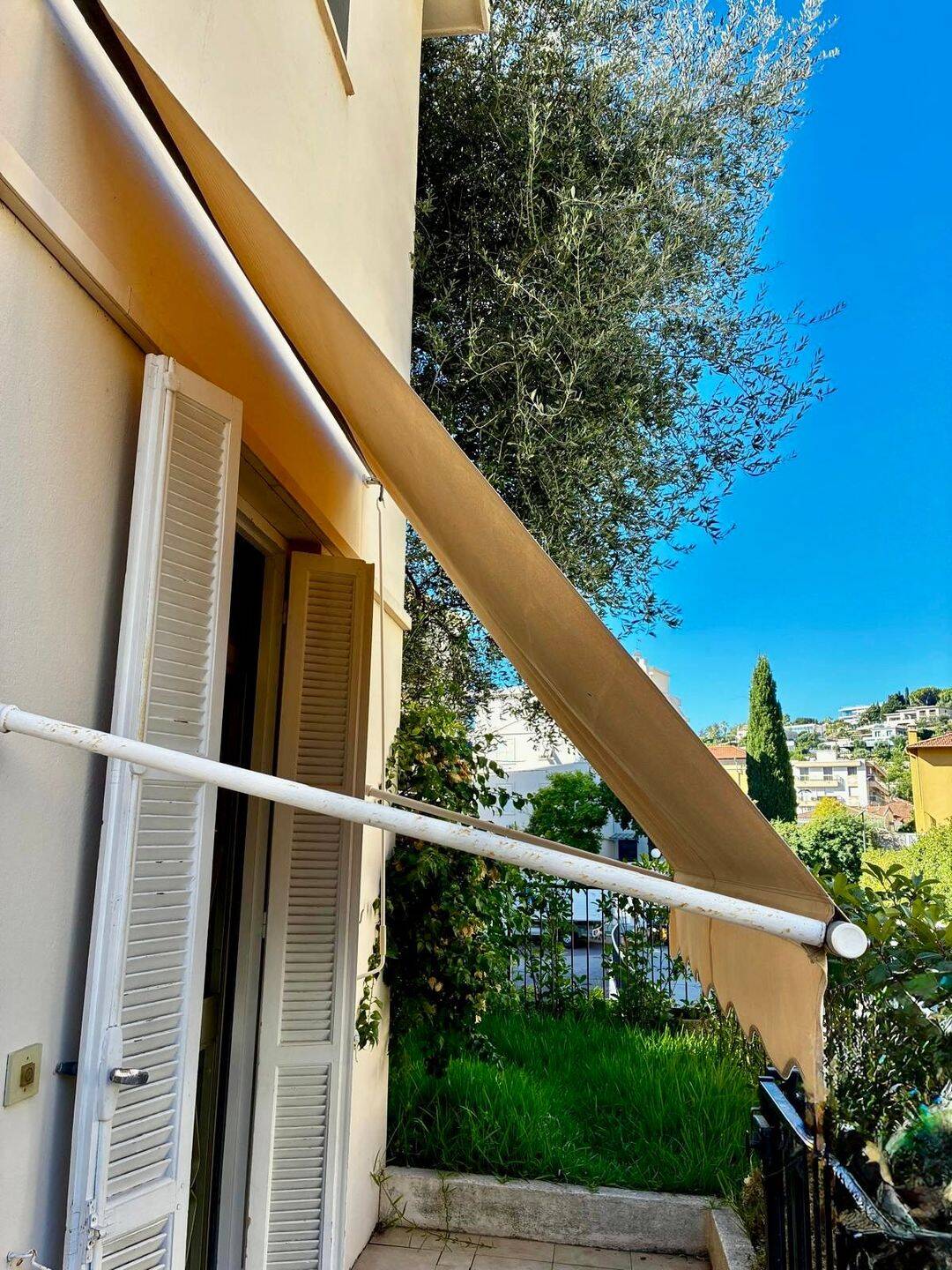Appartement 3 pièces 57 m² · à Beaulieu-sur-Mer · 57 m² · 2 450 €/mois
