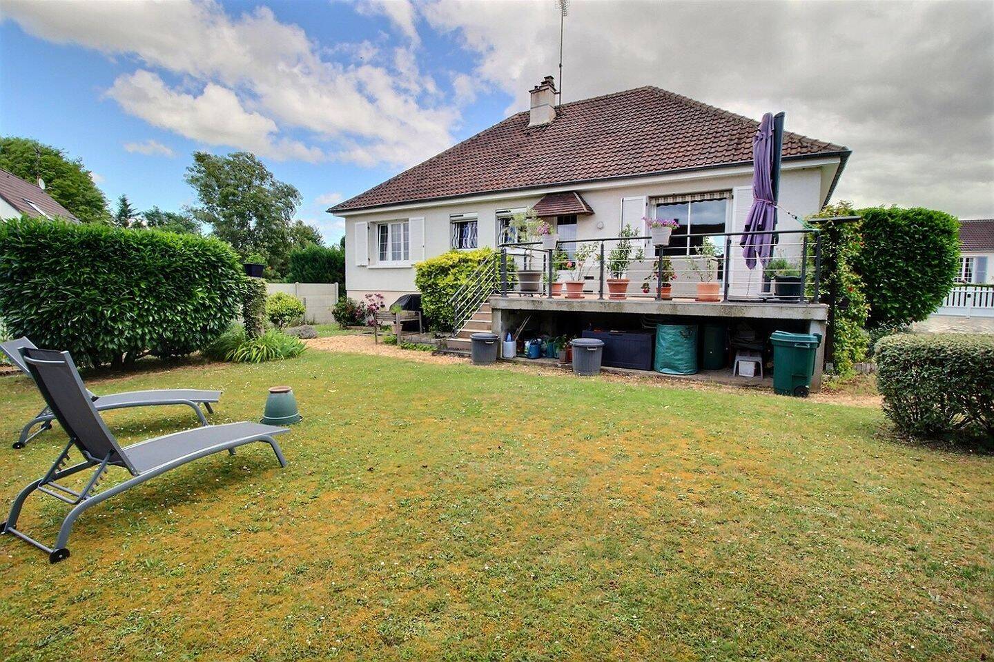 Maison 4 pièces 96 m² · à Nogent-le-Roi · 95,8 m² · 254 400 €