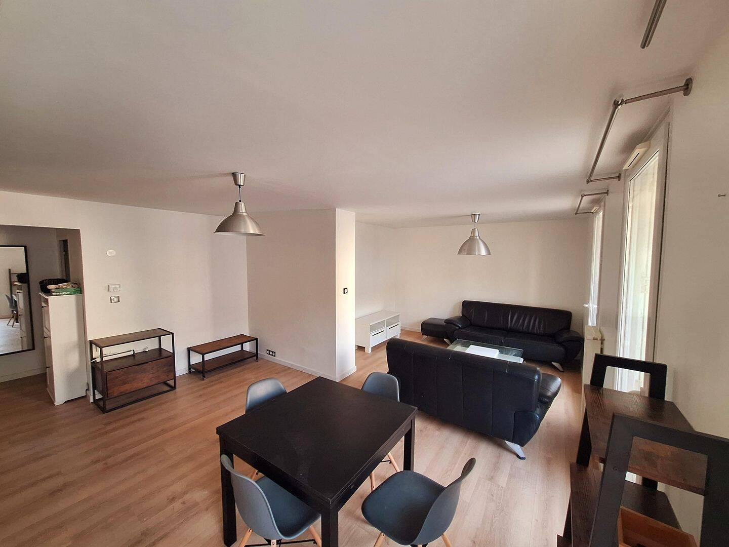 Appartement 2 pièces 57 m² · à Aix-en-Provence · 57 m² · 1 150 €/mois