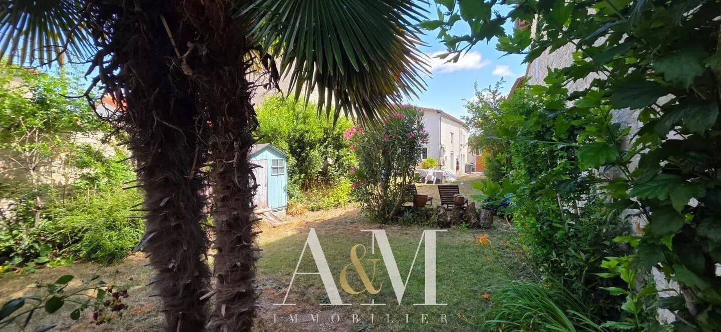 Maison 5 pièces 128 m² · à La Boixe · 128,3 m² · 140 000 €