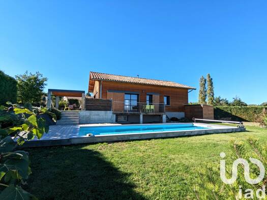 Maison à vendre 369 000 € 4 pièces 3 chambres 164 m² 1 000 m² de terrain Saint-Jean-de-Muzols 07300