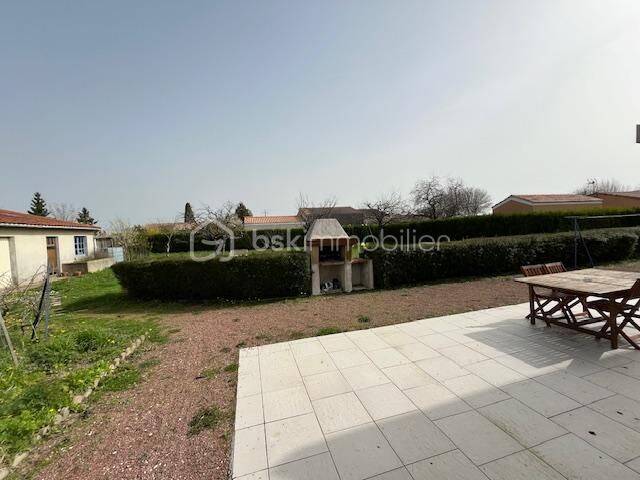 Maison 7 pièces 120 m² · à Fors · 120 m² · 240 000 €