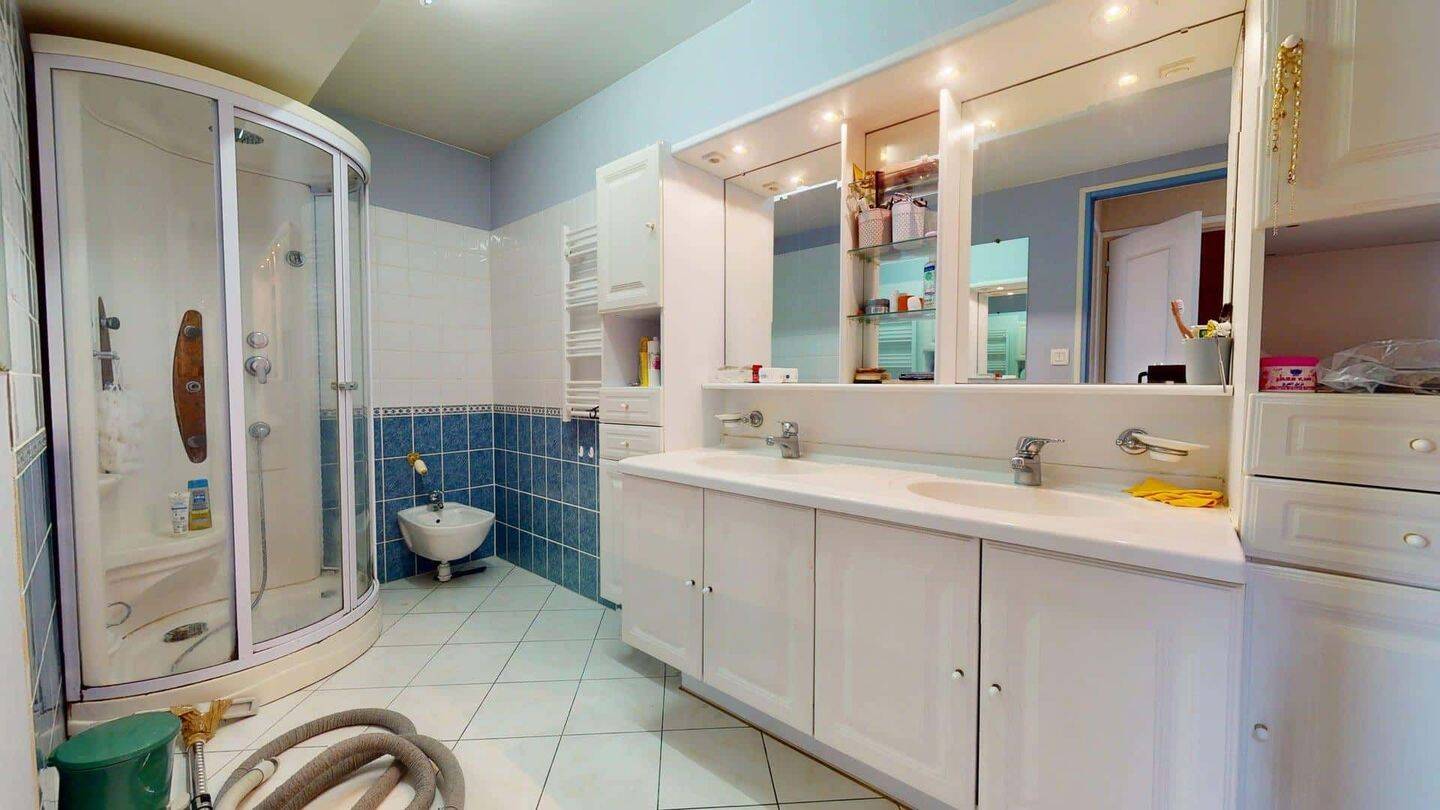 Room in Rue Barra, Angers for 163 m² with 4 bedrooms - Colocatio — 14