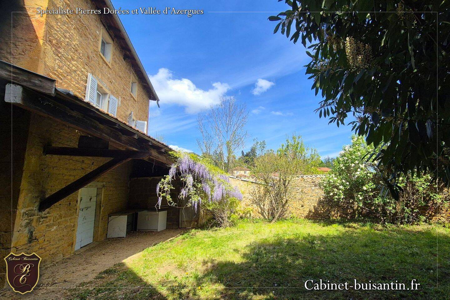 Maison 6 pièces 145 m² · à Porte des Pierres Dorées · 145 m² · 358 000 €