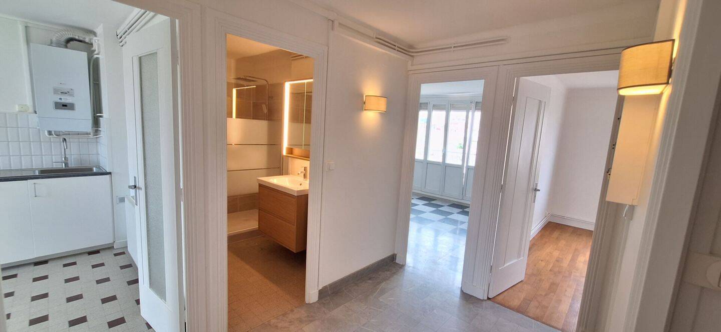 Appartement 3 pièces 63 m² · à Lyon 6ème Arrondissement · 62,8 m² · 1 225 €/mois
